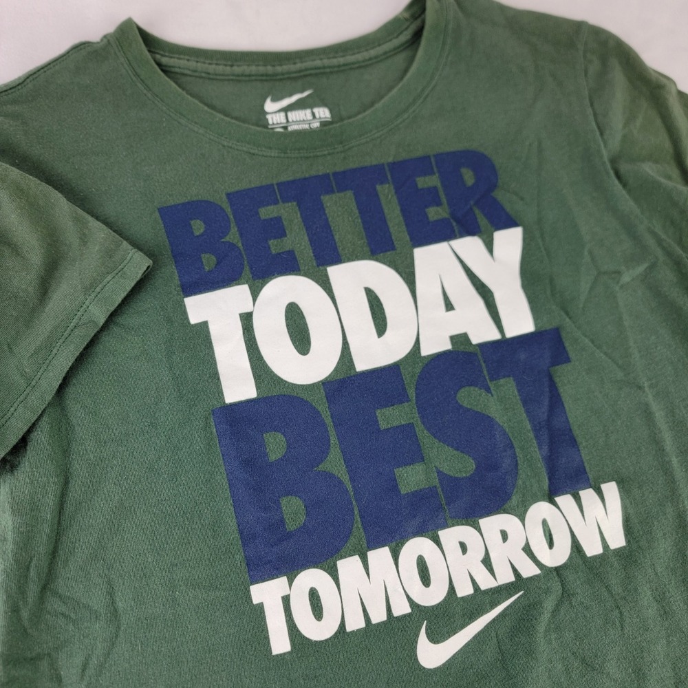 Nike Womens Better Today Best Tomorrow Graphic Tee Green Athletic Cut Large